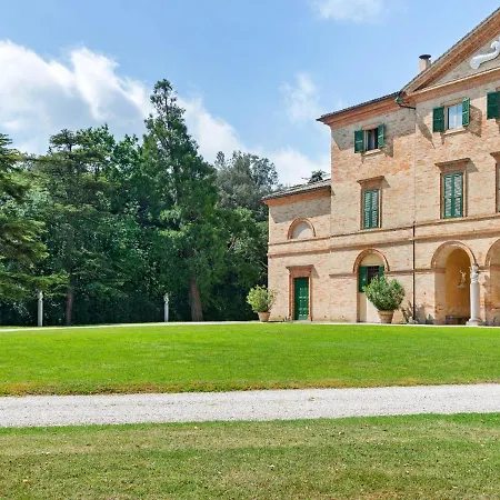 Premium In With Swimming Pool *